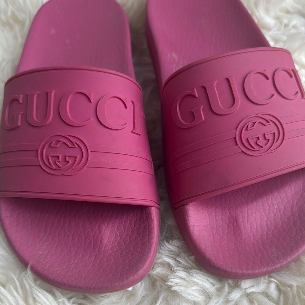 Gucci Fuchsia Slide Sandals, size 36 (6) - Picture 3 of 7
